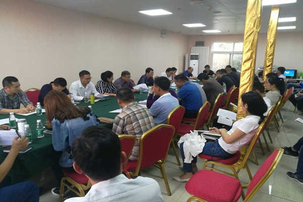 完美体育在线登录-完美online(中国)
召开西站路道路工程结算审计动员大会