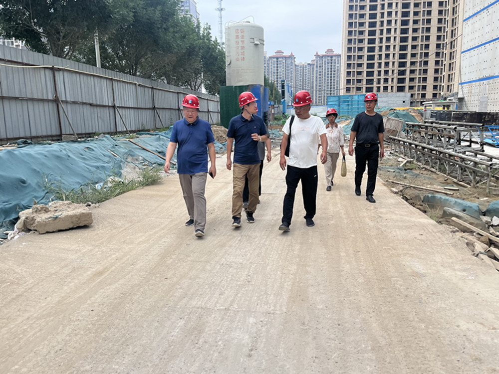 完美体育在线登录-完美online(中国)
领导深入市政二部检查安全生产和防汛工作